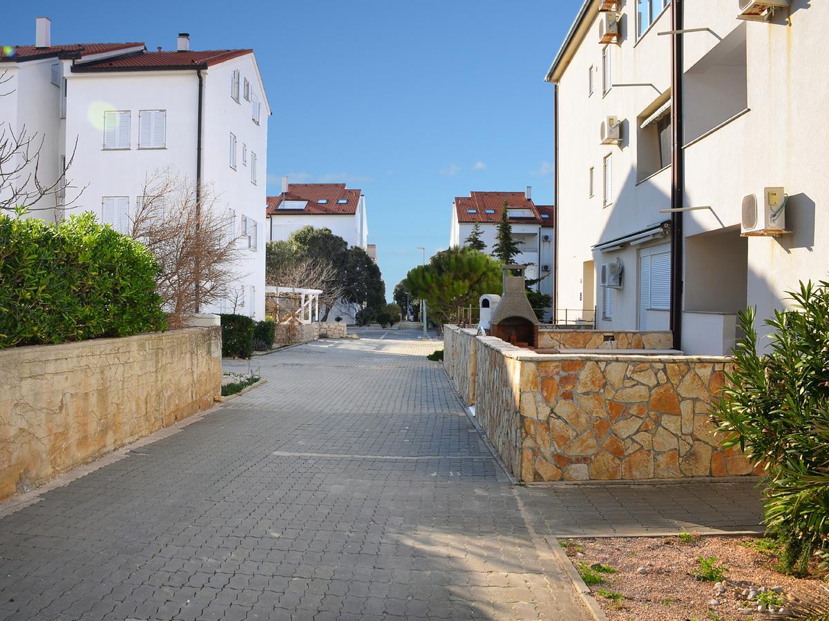 Babe beach Apartment Novalja Exterior foto